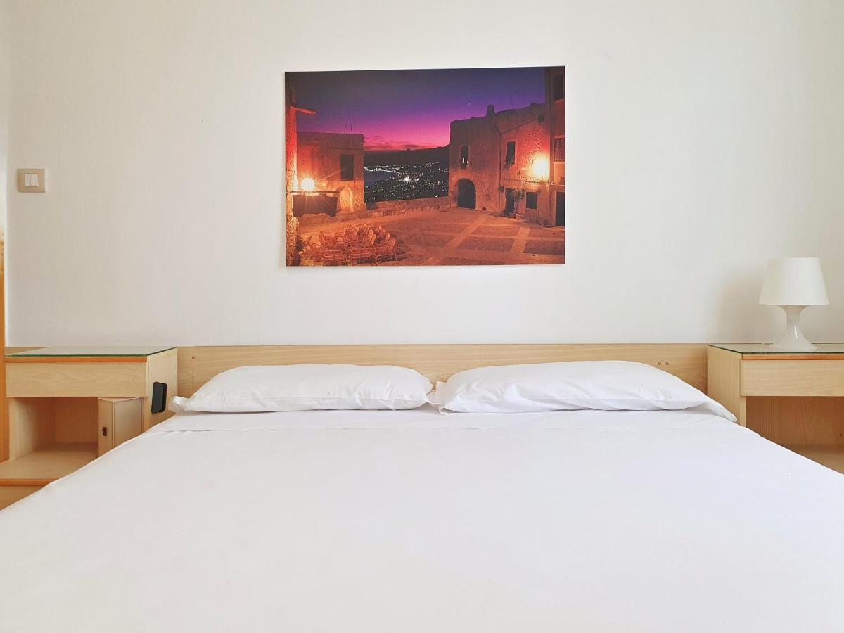 Ligure Residence Borgio Verezzi Luaran gambar