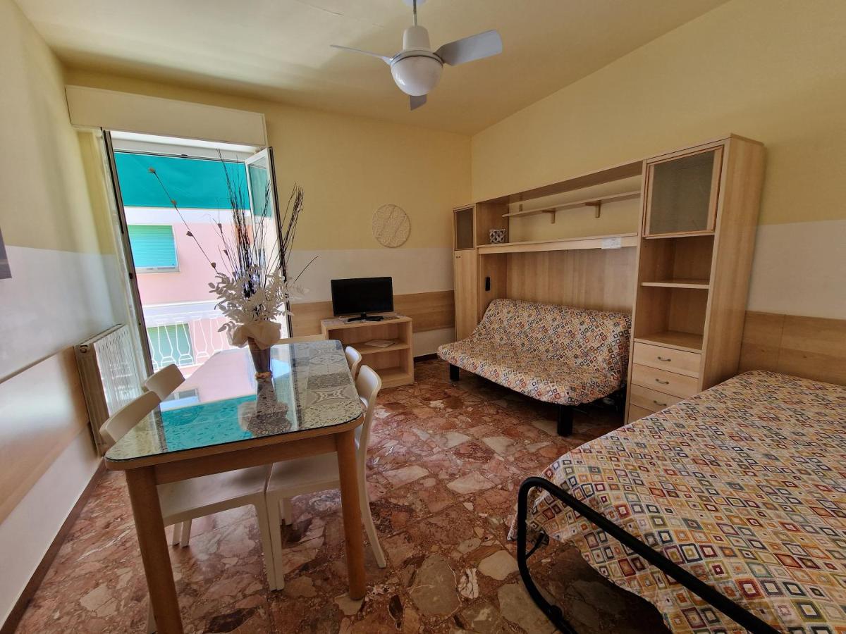 Ligure Residence Borgio Verezzi Luaran gambar