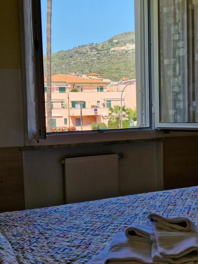 Ligure Residence Borgio Verezzi Luaran gambar