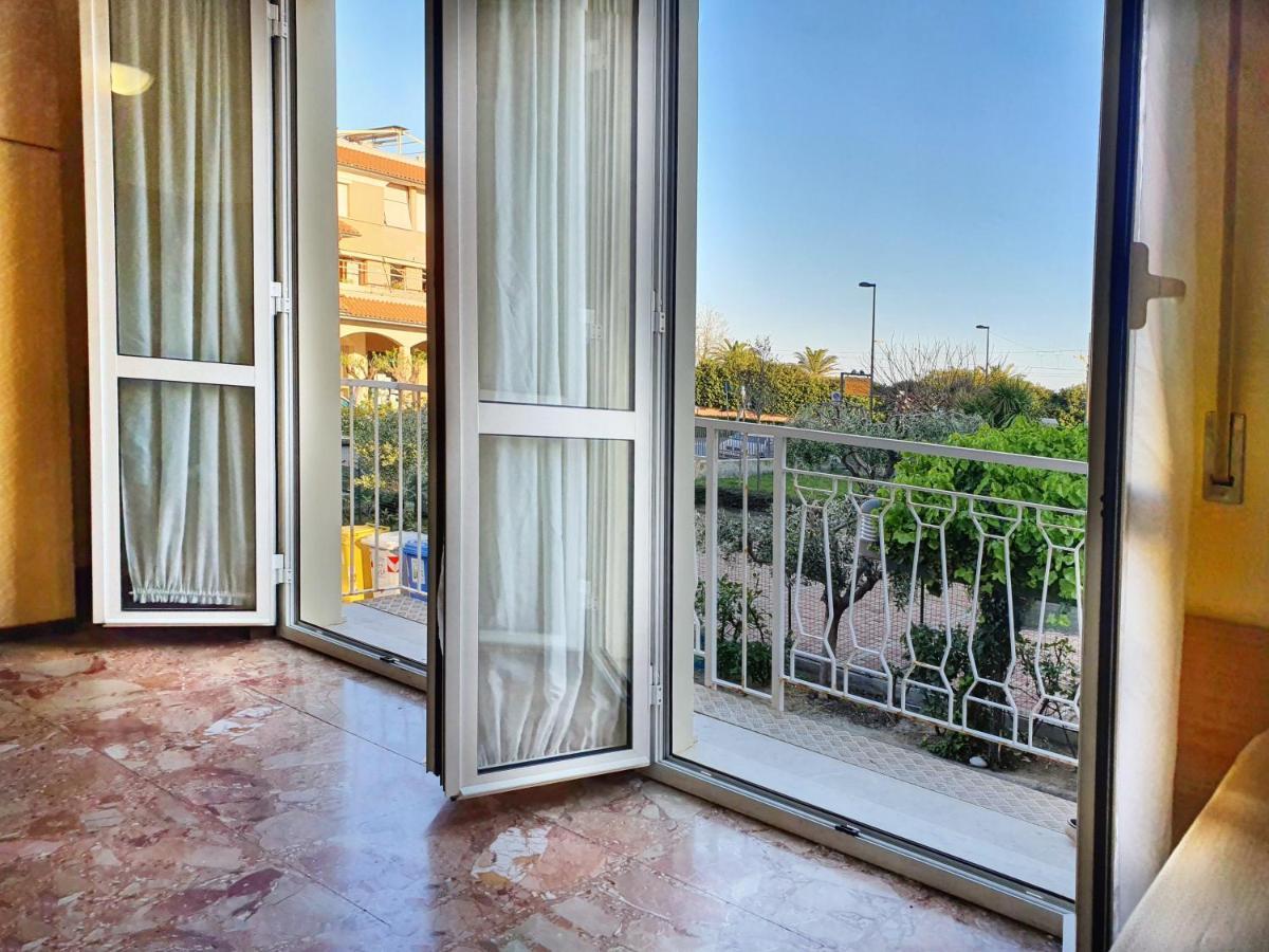 Ligure Residence Borgio Verezzi Luaran gambar